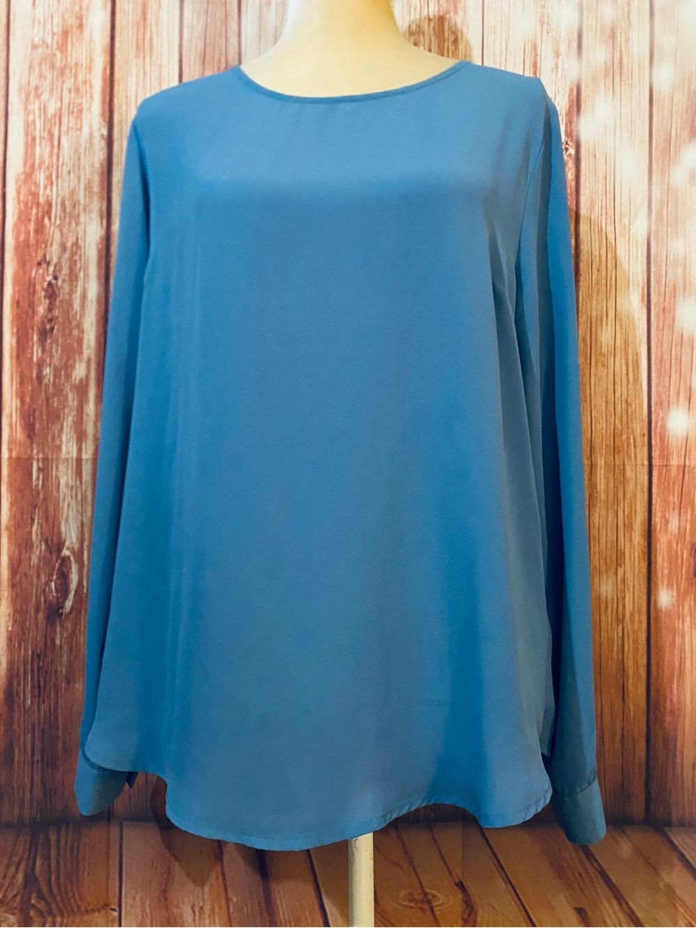 Women’s XL Blouse Maurice’s Blue Silky Semi Sheer Long Sleeves Button Down Back